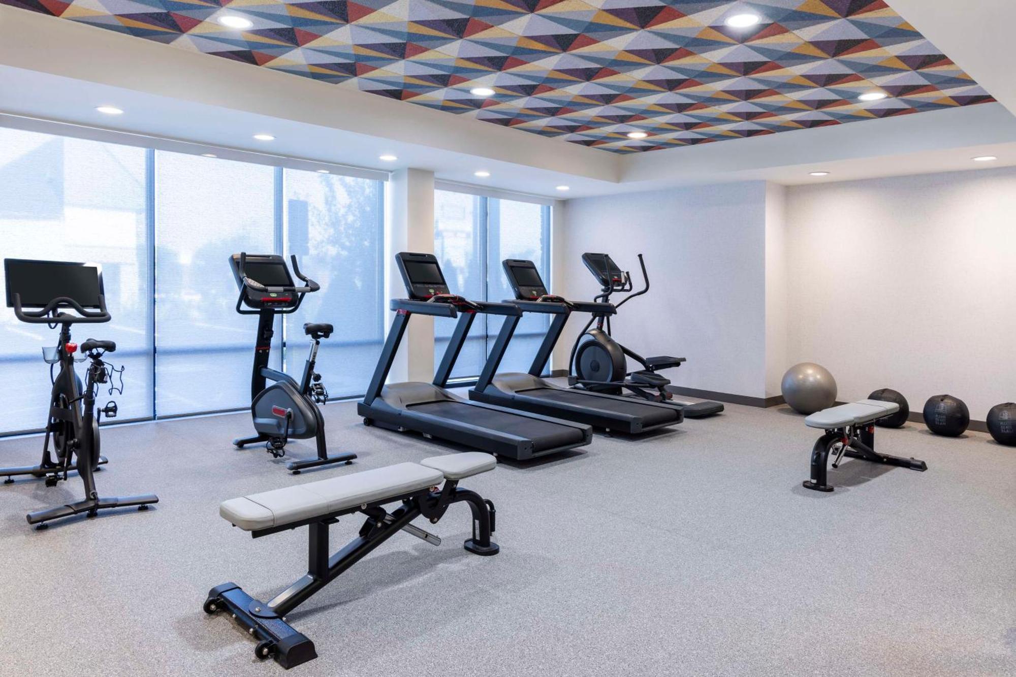 Home2 Suites By Hilton East Haven New Haven מראה חיצוני תמונה