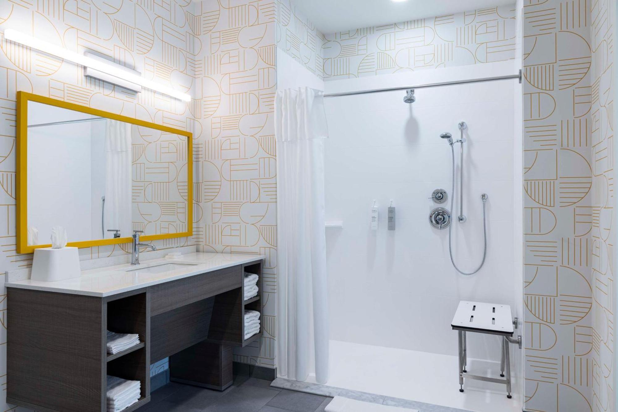 Home2 Suites By Hilton East Haven New Haven מראה חיצוני תמונה