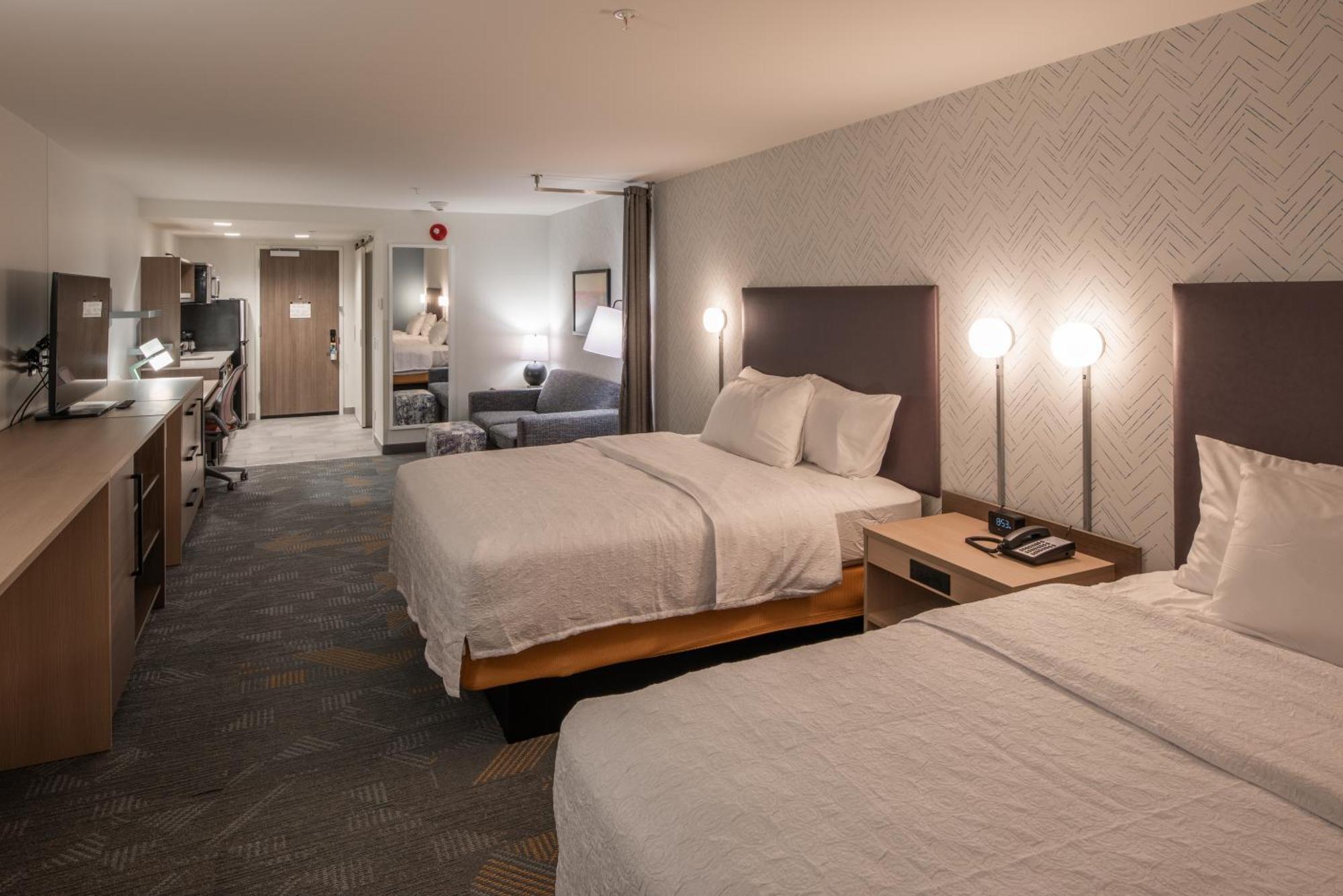 Home2 Suites By Hilton East Haven New Haven מראה חיצוני תמונה